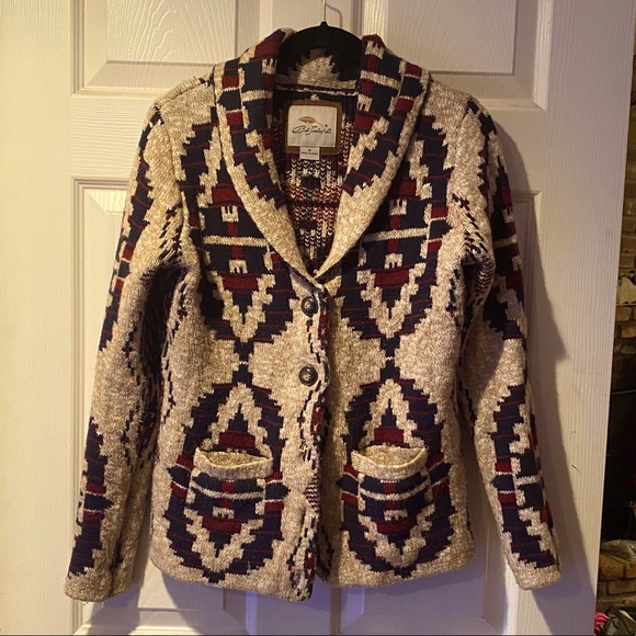 Cabela's Sweaters - Cabela’s Warm and Classy Thick Knit Cardigan